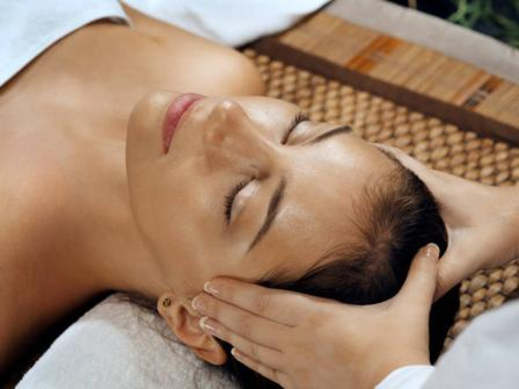 Ayurvedic Head Massage